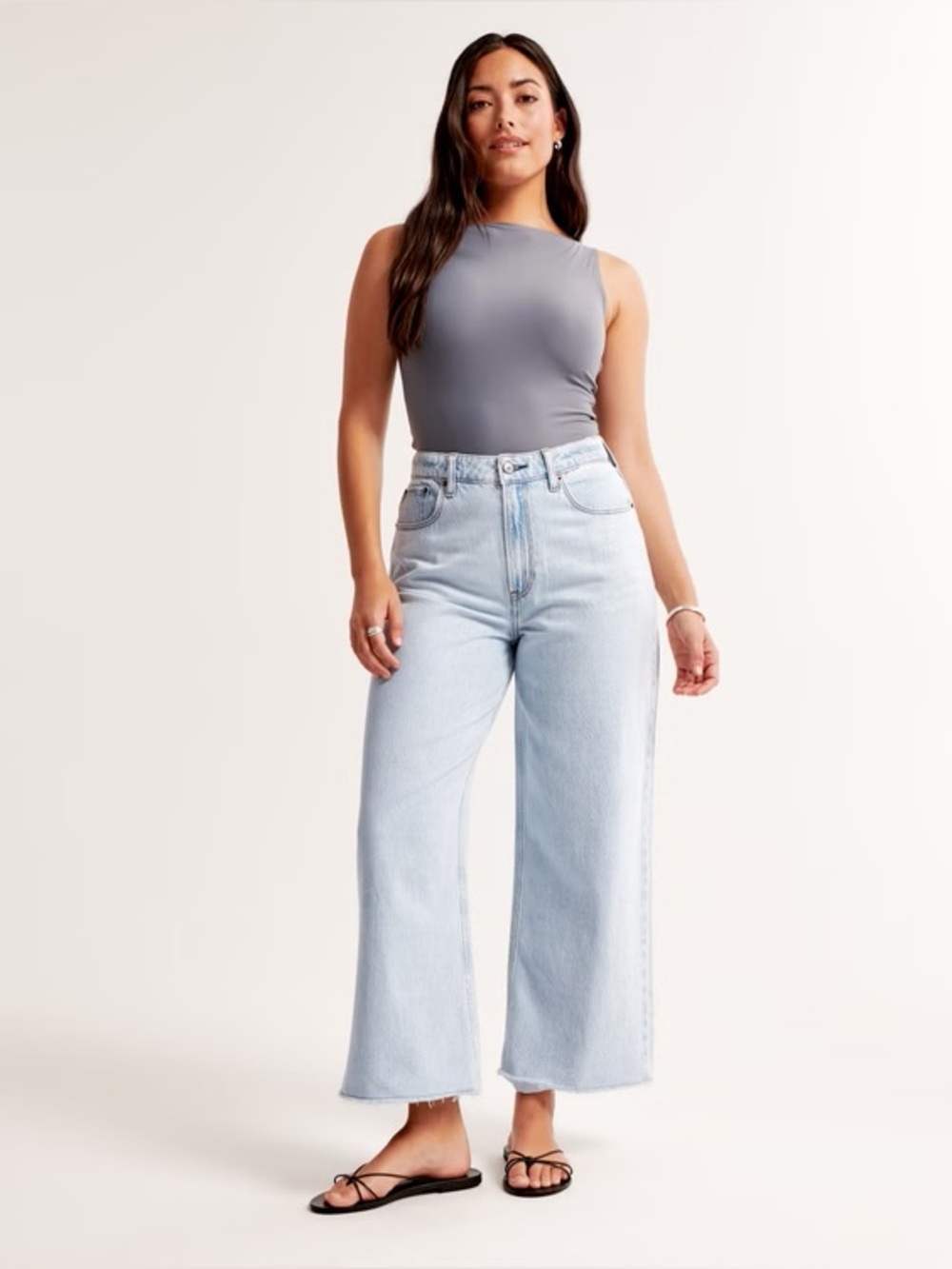 Abercrombie Curve Love High-Rise Wide Leg Cropped Jean